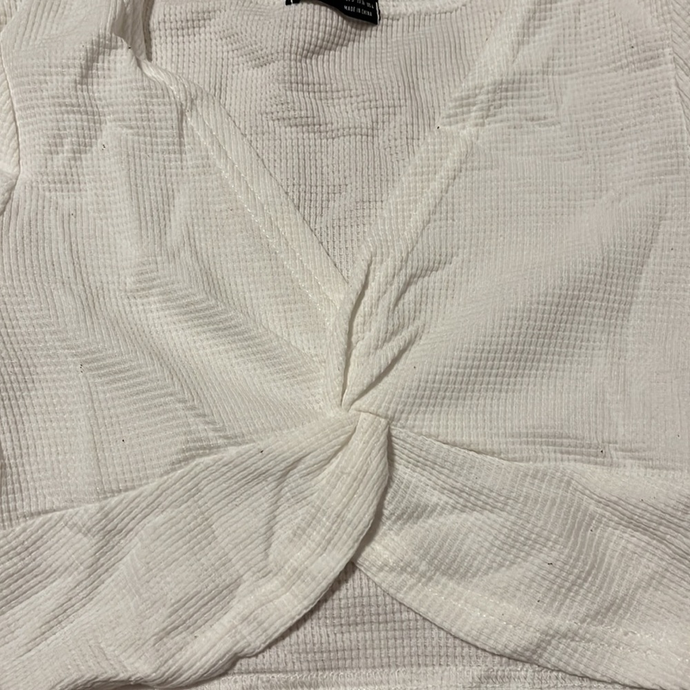 Crop top - Picture 2 of 2